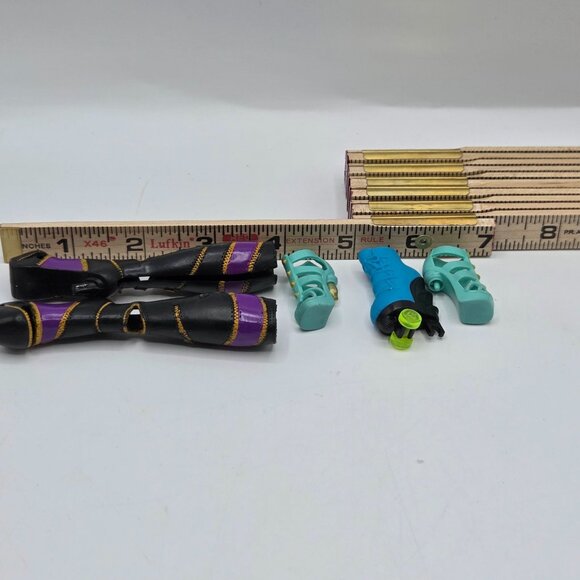 Monster High Doll Shoes Lot: Cleo De Nile & Frankie Stein Replacement Heels & Sk - Picture 4 of 5
